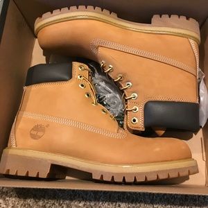 Timberland Premium 6 inch waterproof boots.